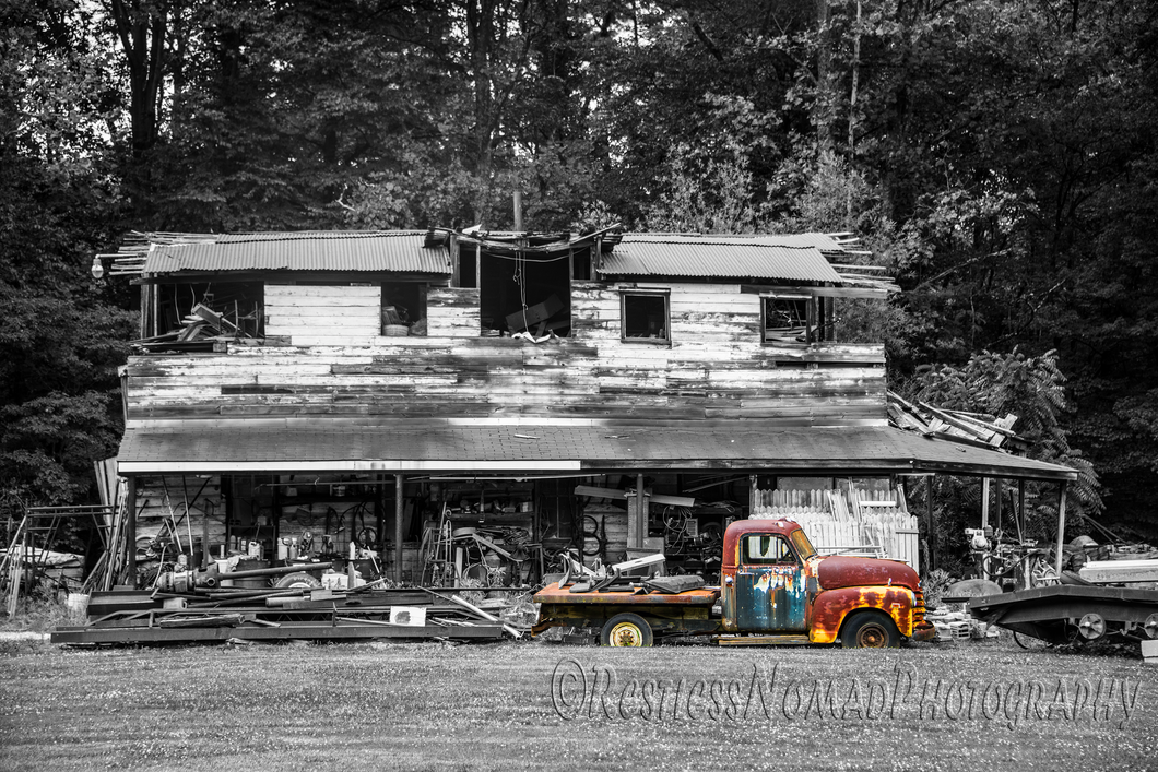 RestlessNomadPhotography - Rural Grit