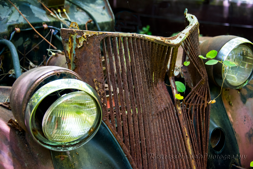 RestlessNomadPhotography - Vintage Grill